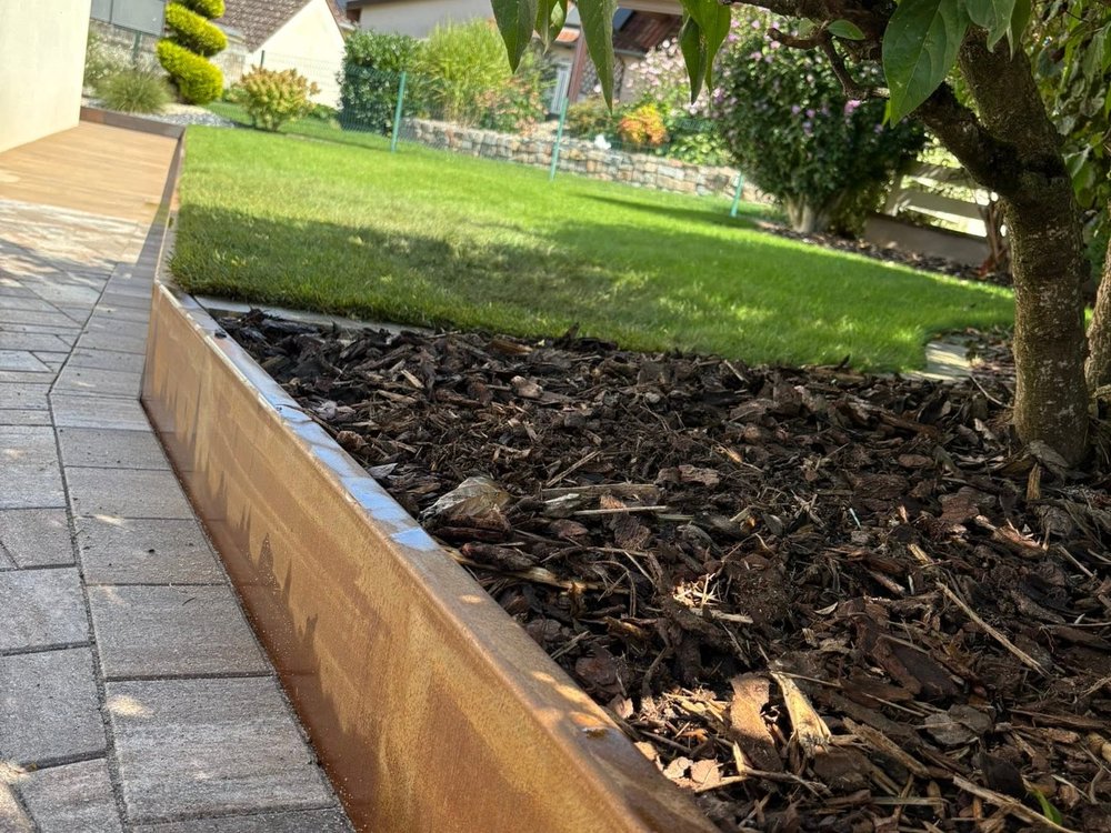 Massif surélevé corten