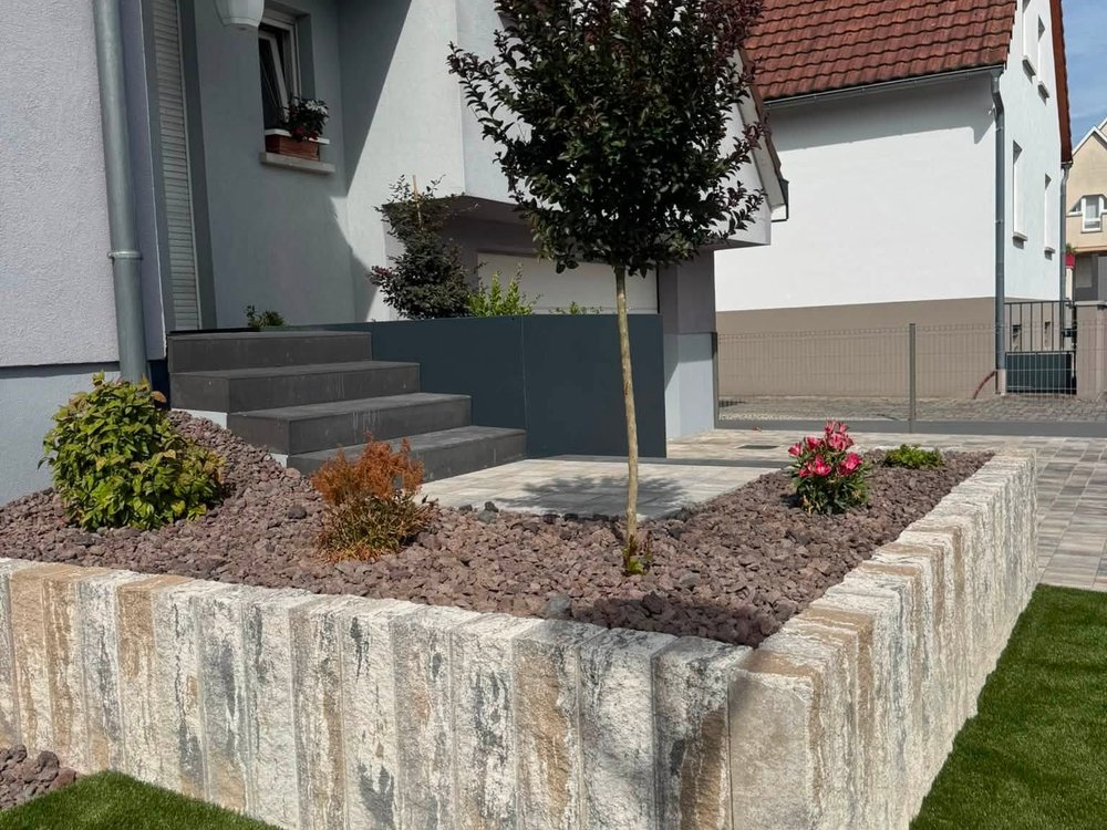 Muret pierre & plantation